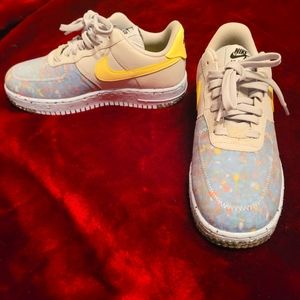 Womens Nike Air Force 1 - Crater Pure Platinum. Size 7